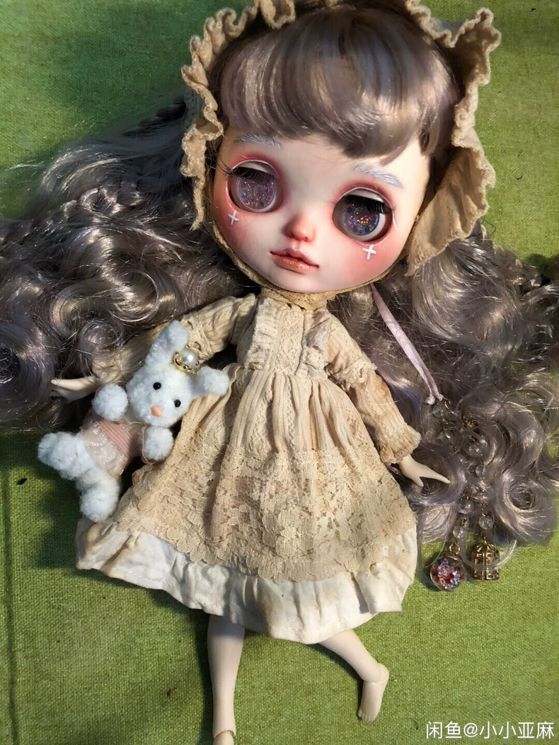 Exquisite BLYTHE Doll Outfit: Elegant Lace & Cotton Ensemble with Adjustable Straps & Hidden Pockets – Timeless Beige Charm - Image 2
