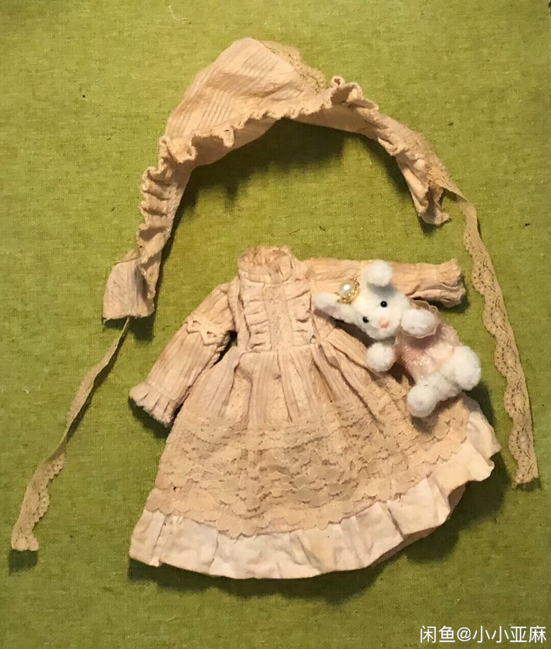 Exquisite BLYTHE Doll Outfit: Elegant Lace & Cotton Ensemble with Adjustable Straps & Hidden Pockets – Timeless Beige Charm - Image 3