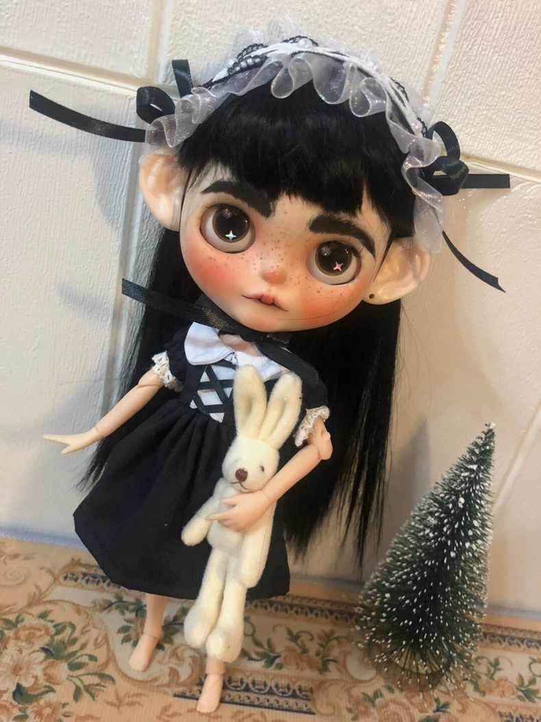 Charming Blythe Doll Maid Outfit – Elegant Black & White Dress Set with Headband & Lantern Pants for Doll Photography & Play - Image 2