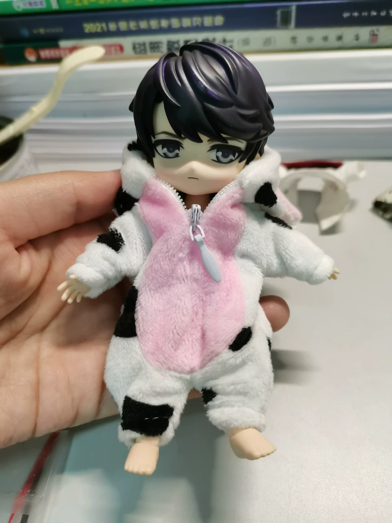 Adorable Cow Plush Onesie for OB11 Dolls – Soft, Snug & Playful Miniature Outfit - Image 4