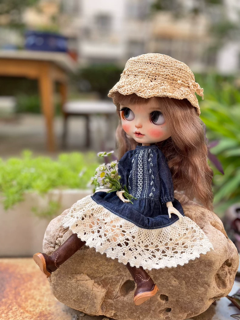 Vintage Bohemian Denim Dress for BLYTHE Dolls – Lace Detailing & Adjustable Fit, OB 22 & OB 24 - Image 5