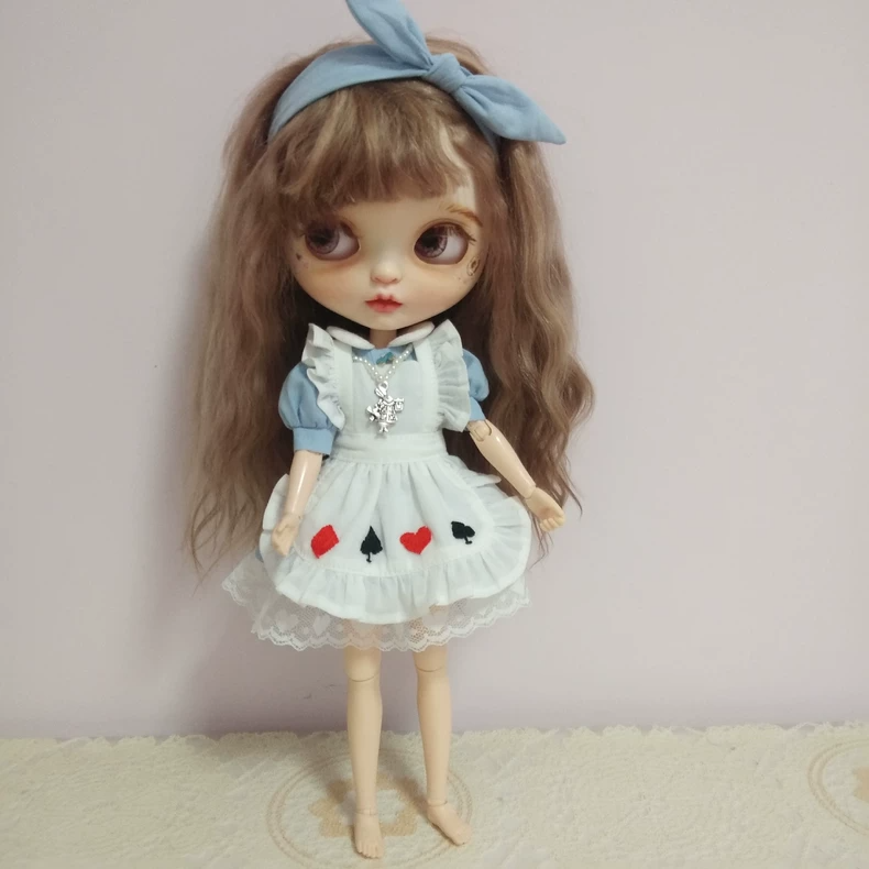 Whimsical Alice in Wonderland Blythe Doll Outfit – Elegant & Collectible - Image 2
