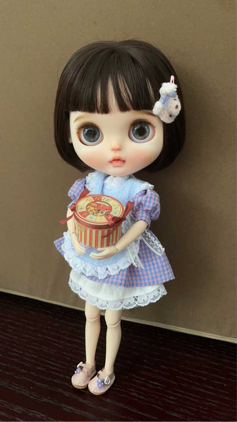 Whimsical Vintage Blythe Doll Outfit: Lace & Checkered Elegance for Collectors - Image 1