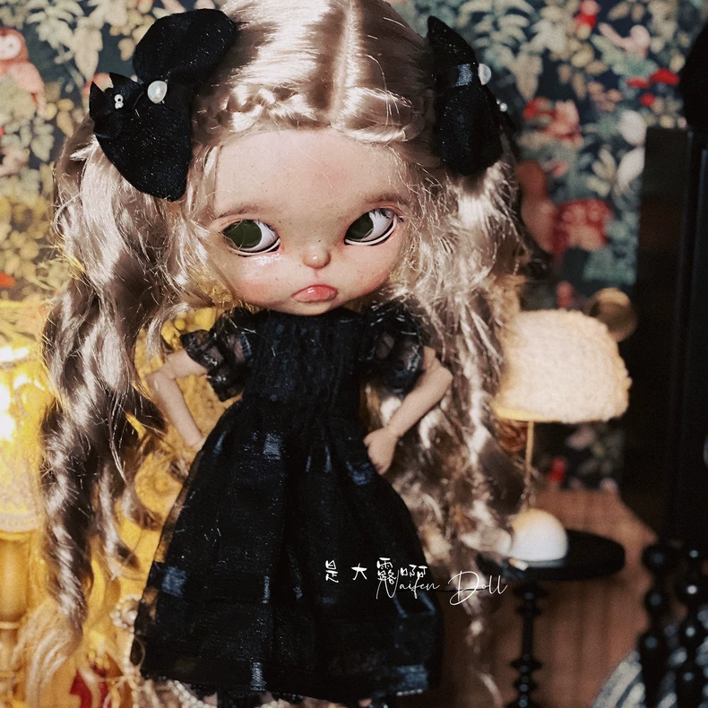 Exquisite Black BLYTHE Doll Outfit - Elegant, Durable & Versatile for Collectors & Displays - Image 2