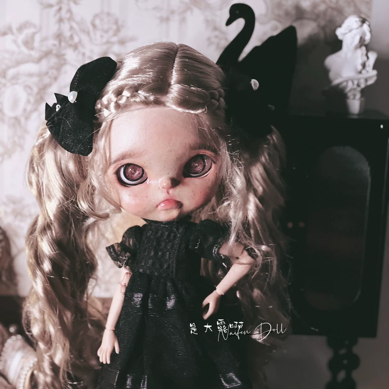 Exquisite Black BLYTHE Doll Outfit - Elegant, Durable & Versatile for Collectors & Displays - Image 3
