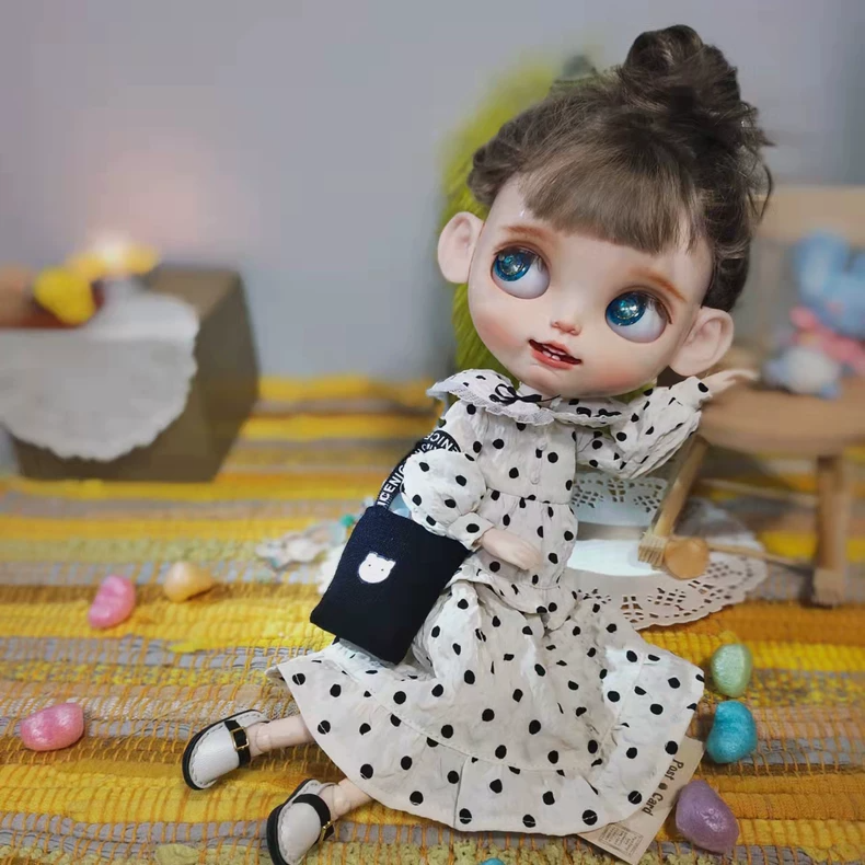 Charming Polka Dot BLYTHE Doll Outfit – Elegant Top, Skirt & Canvas Bag Set - Image 2