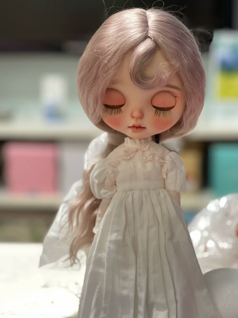 Vintage Blythe Doll Dress Collector White Lace Satin Adjustable Outfit - Image 5