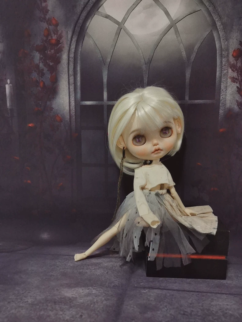 Vintage Apocalypse BLYTHE Doll Outfit – Handcrafted Tea-Dyed & Rust-Tinted Elegance - Image 2