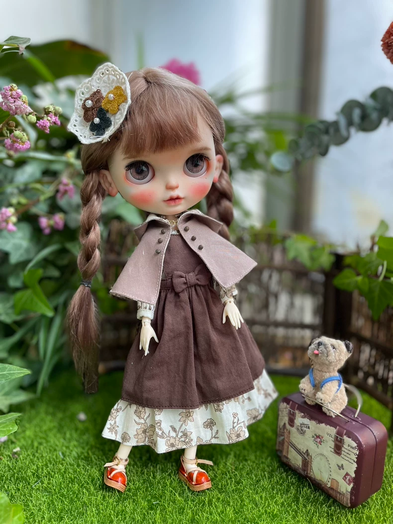 Vintage Floral Blythe Doll Outfit w/ Cape & Lace - Cream & Brown Elegance - Image 4