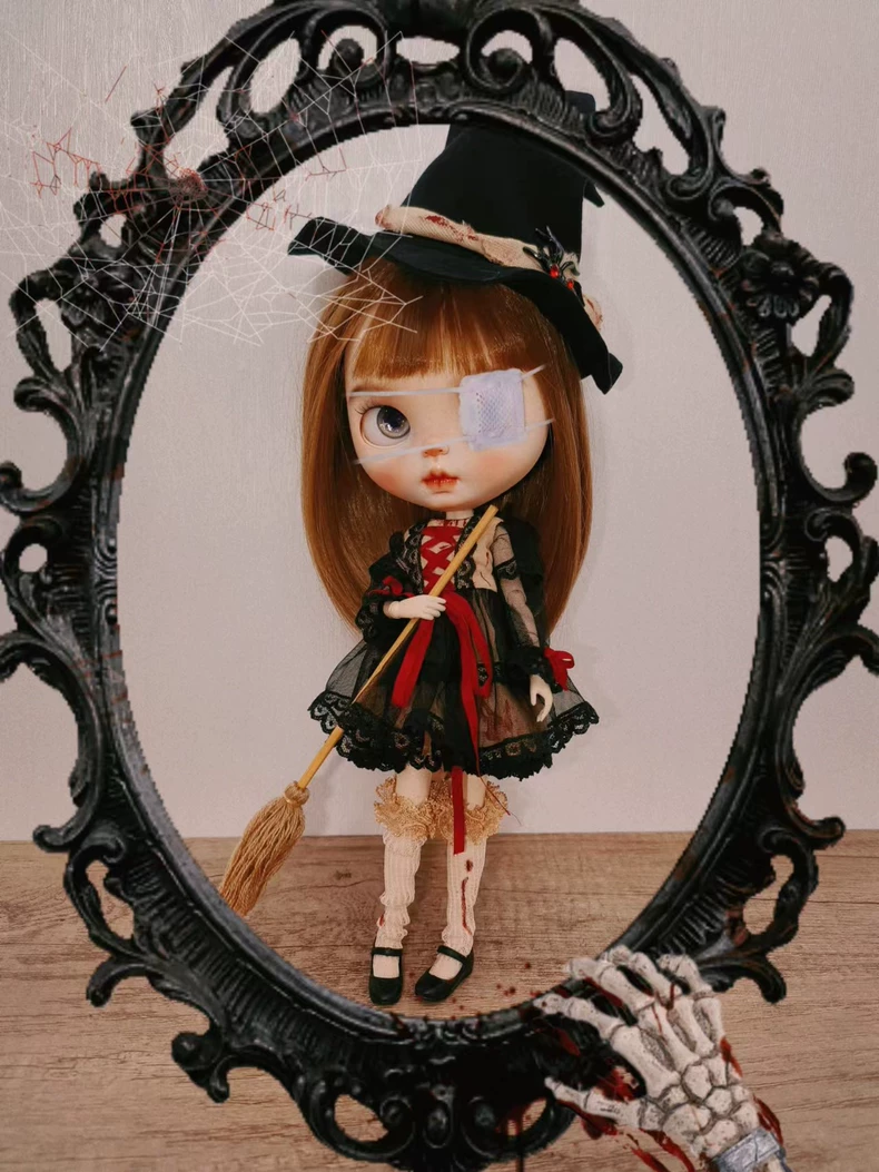 Spooky Chic BLYTHE Witch Costume – Lace & Blood-Splattered Halloween Outfit with Broomstick - Image 4