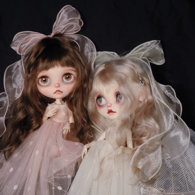 Exquisite BLYTHE Doll Outfit: Elegant Tulle Dress with Graceful Silhouette, Delicate Embroidery & Harmonious Colors for Collectors - Image 2