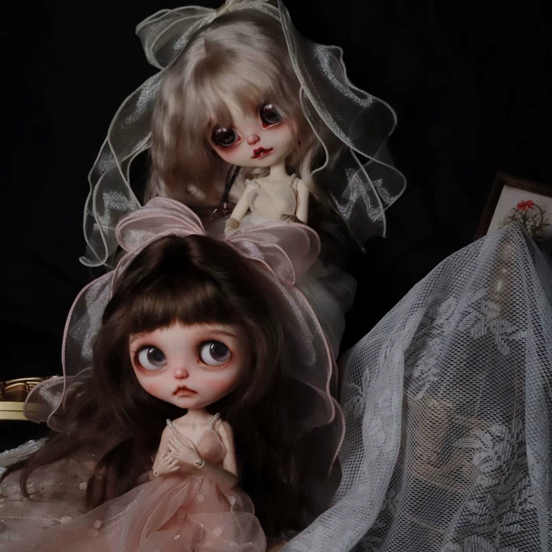 Exquisite BLYTHE Doll Outfit: Elegant Tulle Dress with Graceful Silhouette, Delicate Embroidery & Harmonious Colors for Collectors - Image 3