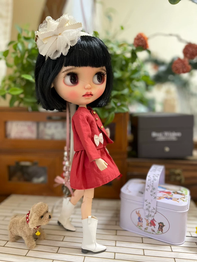 Vintage Elegance Blythe Doll Outfit – Red Lace Dress & Jacket Set for Collectors - Image 4