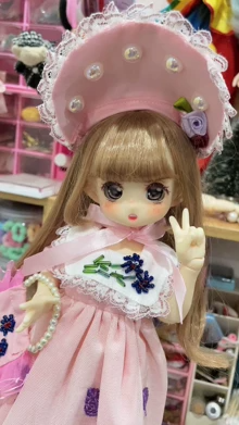 Charming Pink Blythe Doll Outfit for 6-Inch BJD - Elegant Dress, Headpiece & Handbag Set - High-Quality Cotton & Lace Details - Image 1