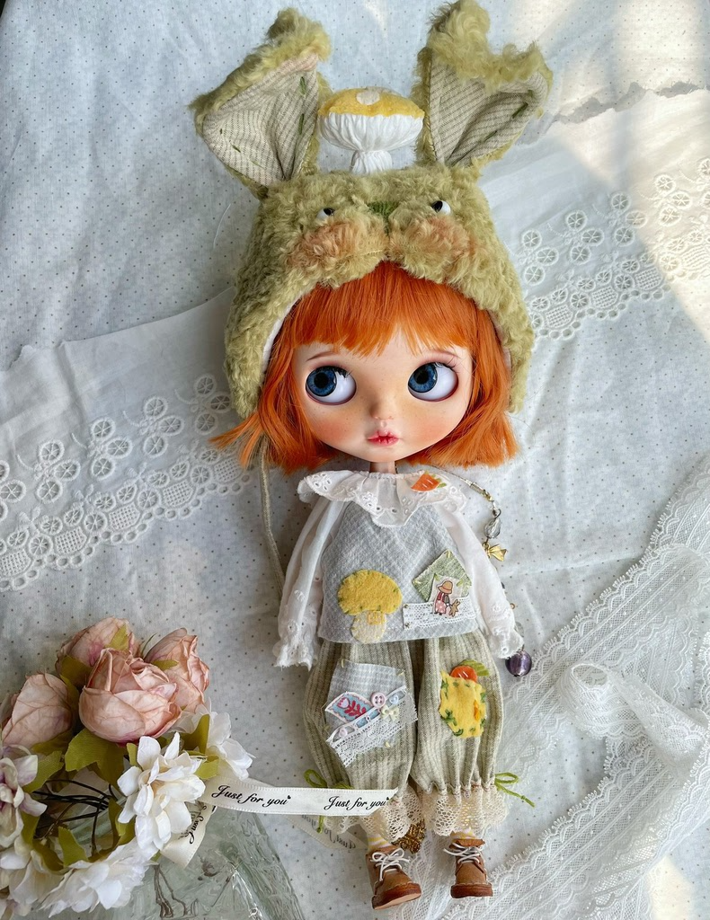 Enchanted Woodland Blythe Doll Outfit – Whimsical Mushroom Rabbit Hat & Pastel Fantasy Ensemble - Image 5