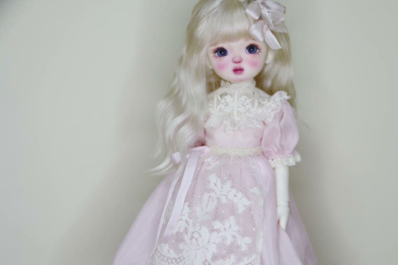 Elegant Whimsical Pastel Lace Blythe Doll Dress Set with Accessories - Image 5