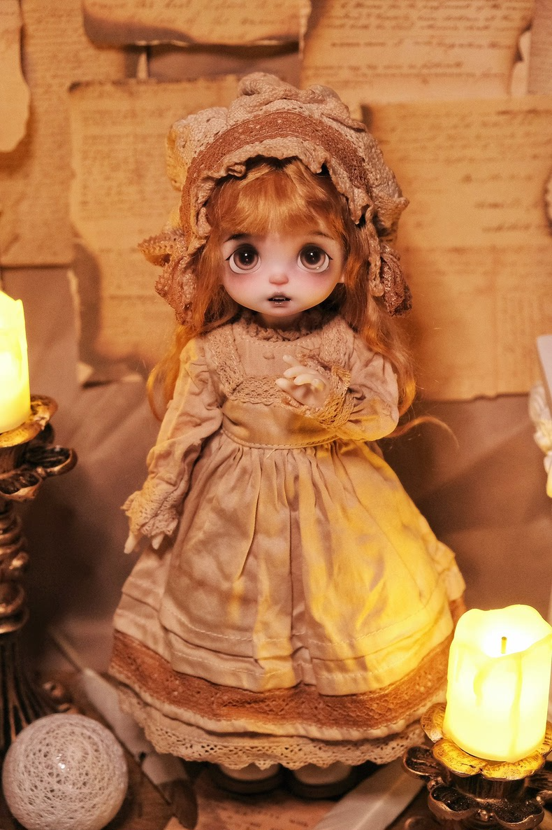 Vintage Blythe Doll Outfit - Antique Tea-Stained 4-Piece Set with Lace Details & Free Shipping - Image 1
