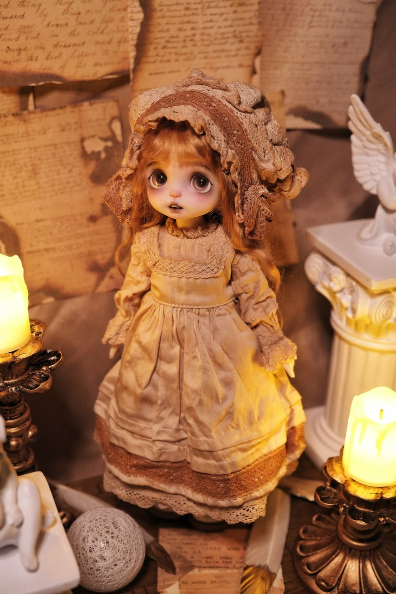 Vintage Blythe Doll Outfit - Antique Tea-Stained 4-Piece Set with Lace Details & Free Shipping - Image 3
