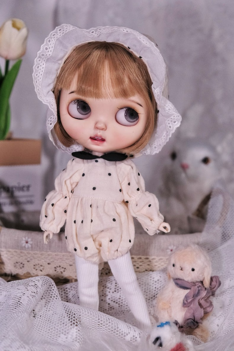 Timeless Cream & Black Polka Dot Blythe Doll Outfit – Elegant Lace Bonnet & High-Quality Cotton Dress for Collectors - Image 1