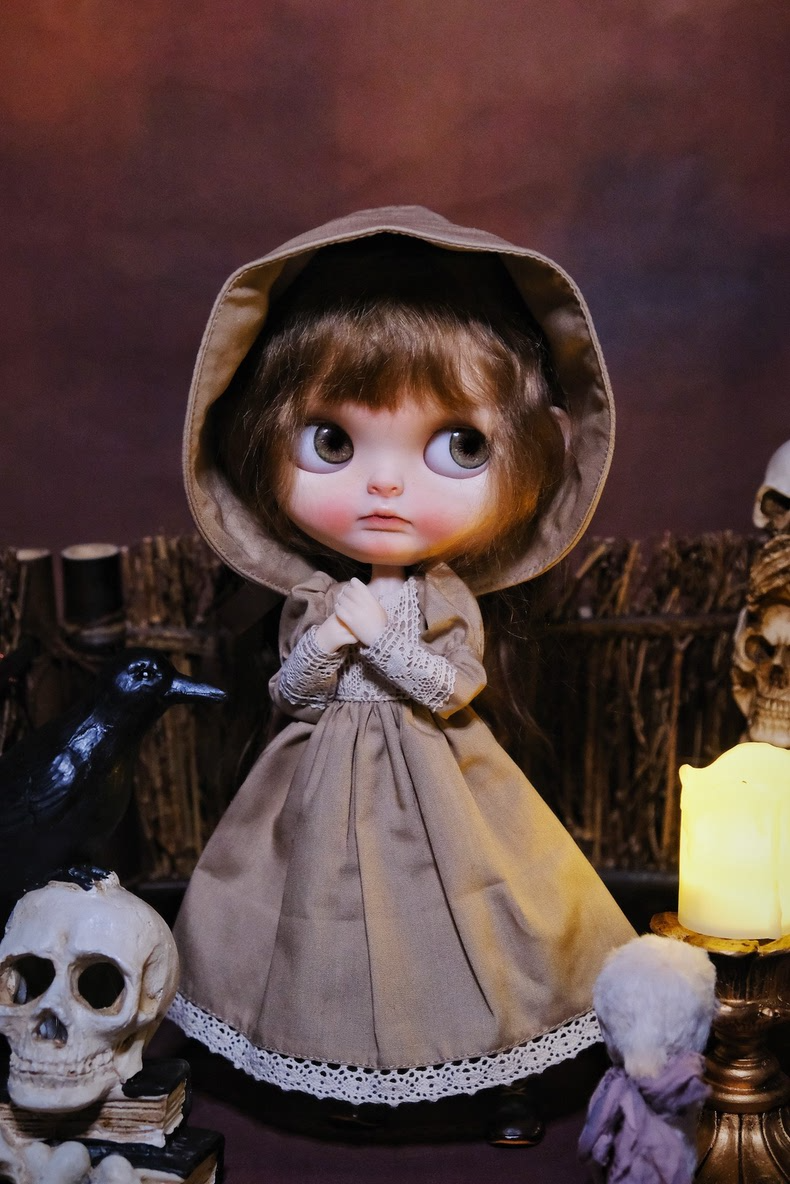 Charming Beige BLYTHE Doll Outfit with Cloak, Dress & Hat for OB24 AZ19 OB22 - Elegant Lace Details & Adjustable Fit - Image 2