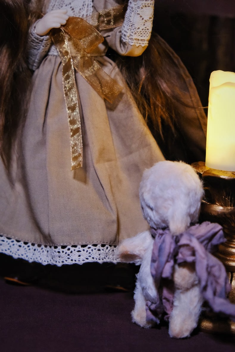 Charming Beige BLYTHE Doll Outfit with Cloak, Dress & Hat for OB24 AZ19 OB22 - Elegant Lace Details & Adjustable Fit - Image 9