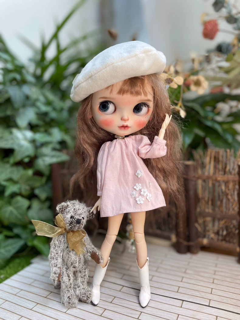 Vintage Charm Blythe Outfit: Floral Blouse & Skirt Set, Pastel Pink - Image 4