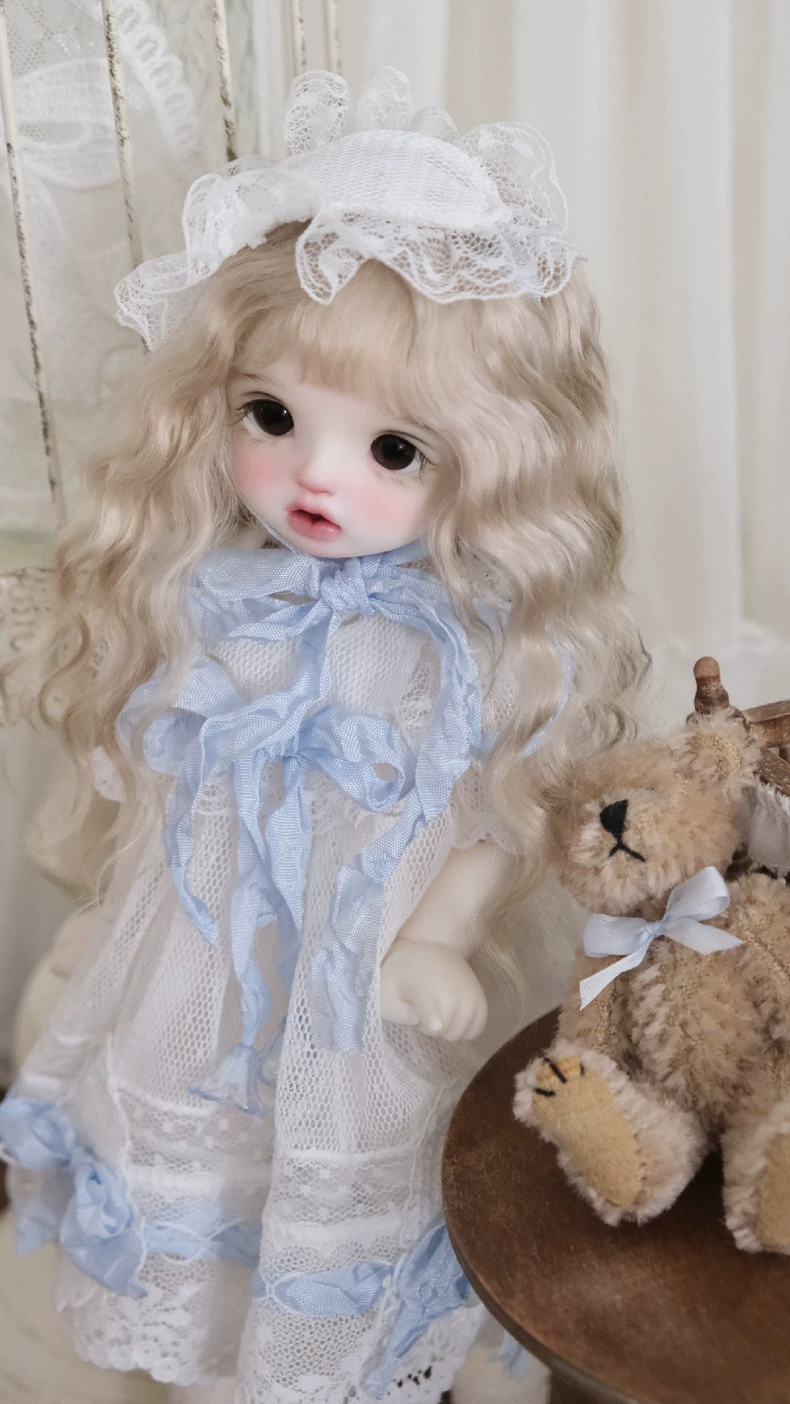 Elegant 1/6 BJD Doll Outfit: Lace & Net Dress Set in Pink & Blue – Adjustable & Luxe - Image 4