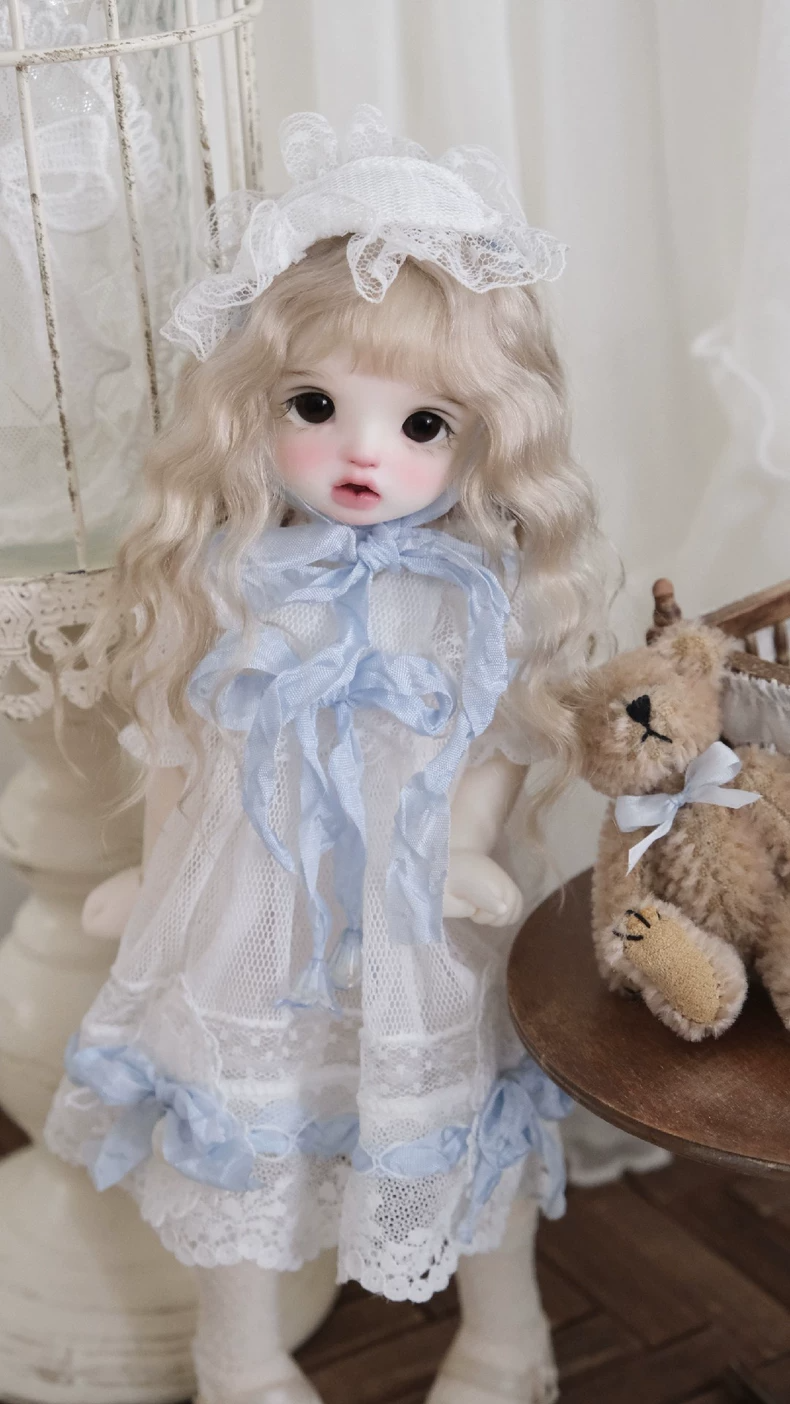 Elegant 1/6 BJD Doll Outfit: Lace & Net Dress Set in Pink & Blue – Adjustable & Luxe - Image 6