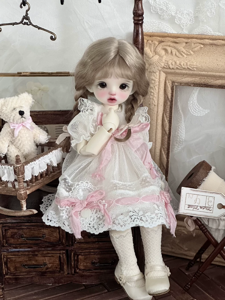 Elegant 1/6 BJD Doll Outfit: Lace & Net Dress Set in Pink & Blue – Adjustable & Luxe - Image 7