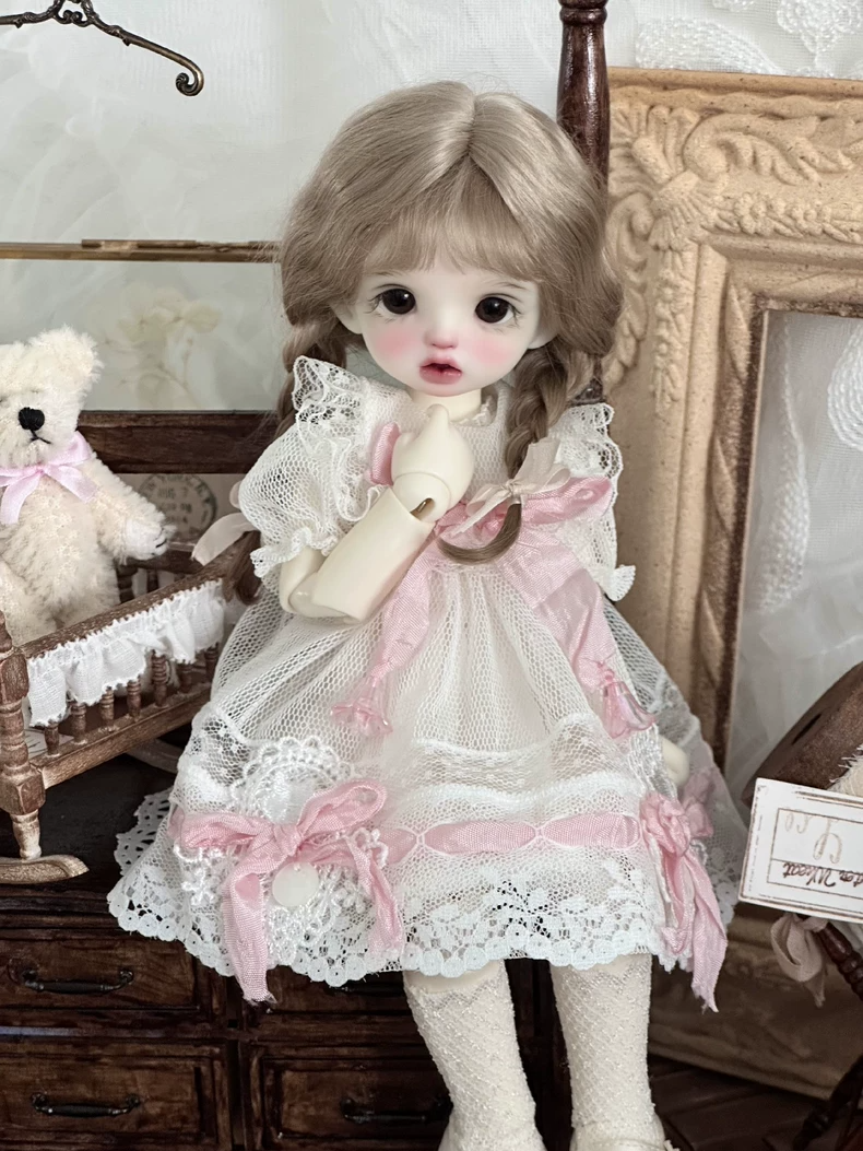 Elegant 1/6 BJD Doll Outfit: Lace & Net Dress Set in Pink & Blue – Adjustable & Luxe - Image 8