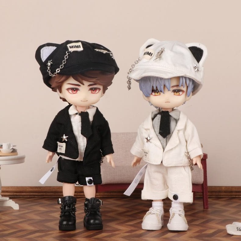 Elegant Gentleman Cat Suit Outfit for OB11 Doll – Premium Collector’s Fashion Set - Image 1