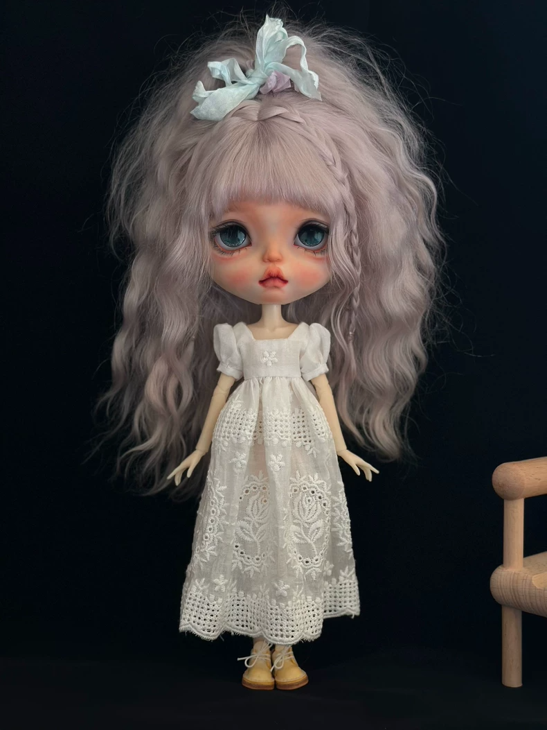 Elegant White Lace Blythe Doll Dress – Premium Cotton, Intricate Embroidery, Versatile Styling - Image 3
