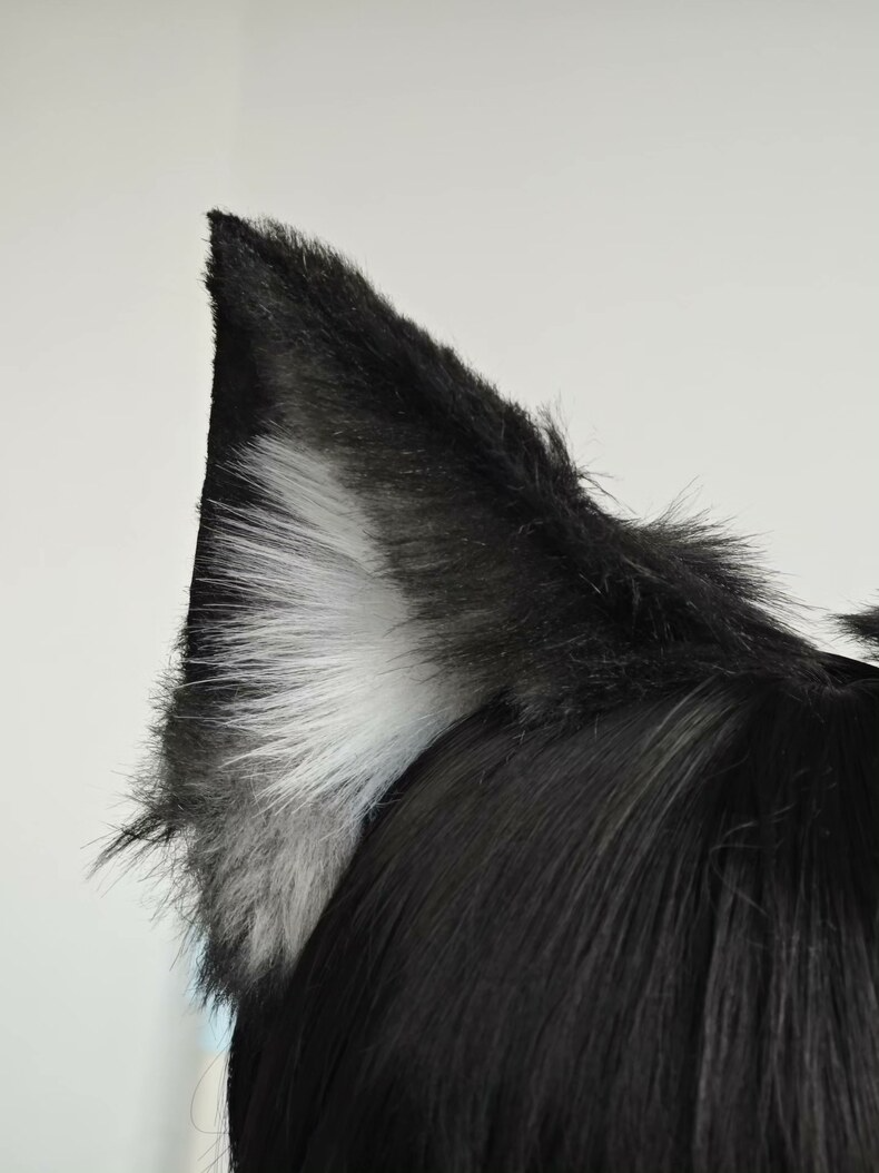 Handmade Adjustable Wolf Ears – Realistic Fur Clip-On - Image 2