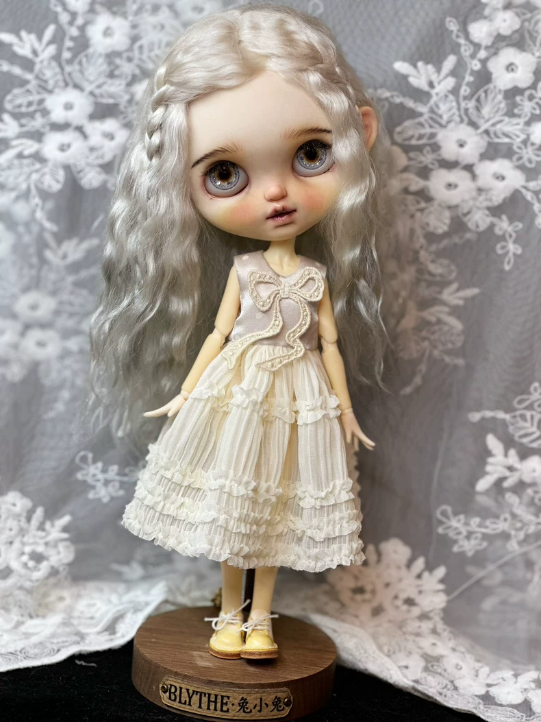 Elegant Pastel Blythe Doll Dress – Ruffled Layers, Lace Trim & Adjustable Straps for ob24 Dolls - Image 5