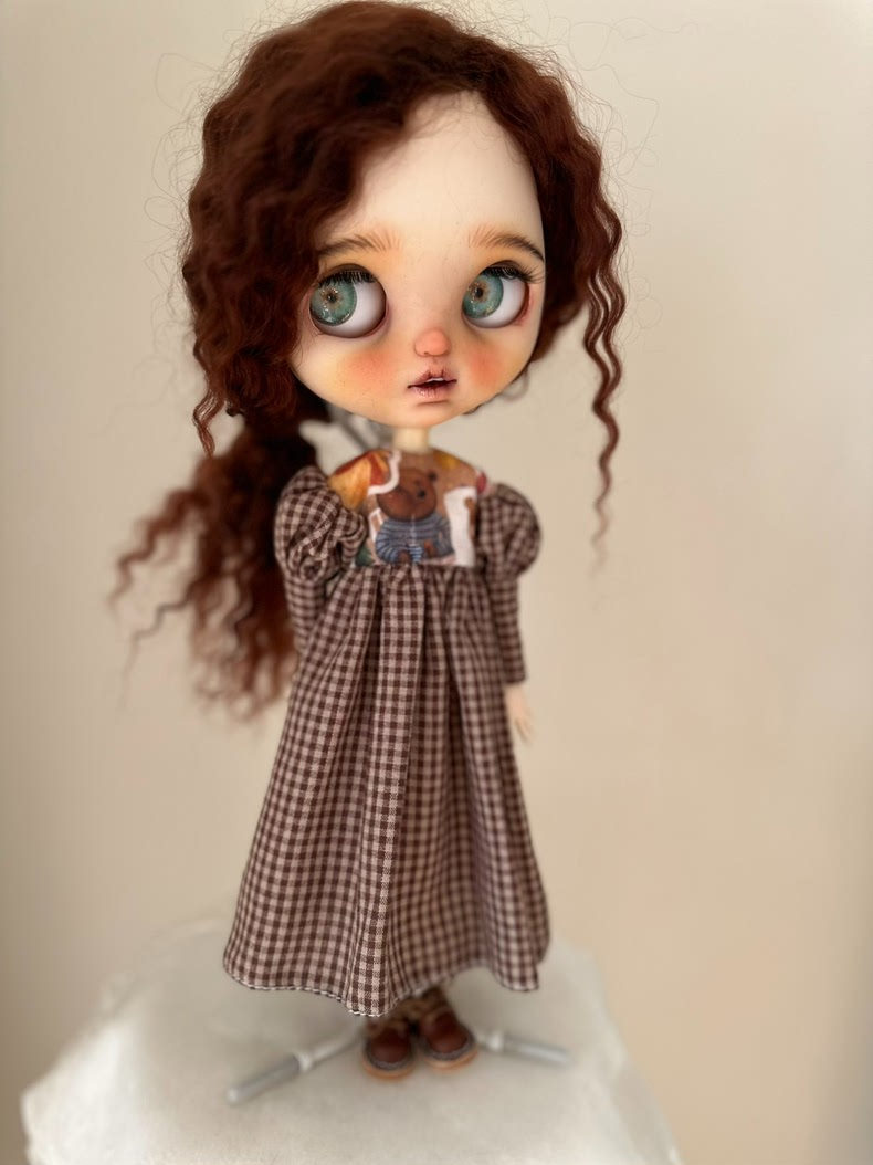Charming Checkered Blythe Doll Dress with Teddy Bear Patch – Premium & Versatile Outfit - Image 2