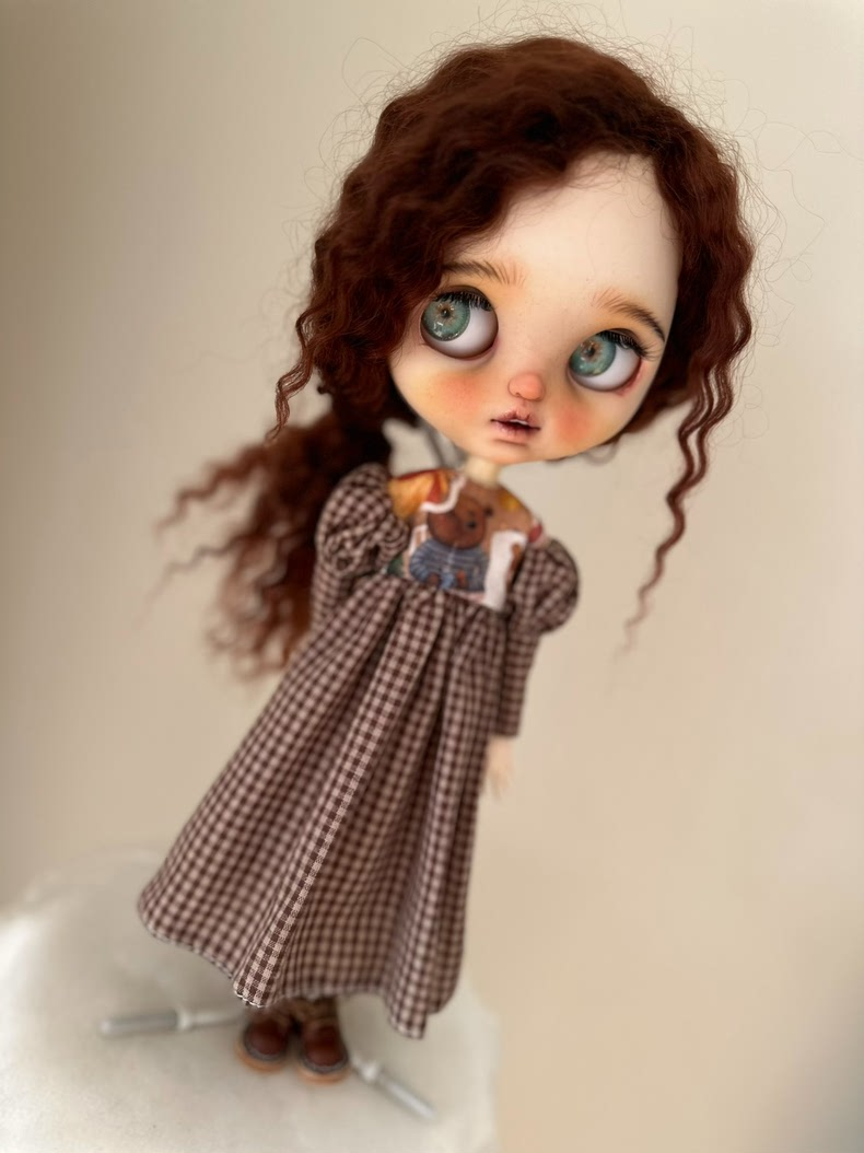 Charming Checkered Blythe Doll Dress with Teddy Bear Patch – Premium & Versatile Outfit - Image 6