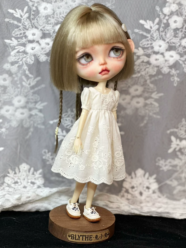 Exquisite Blythe Doll Dress: Elegant Lace & Floral Design for ob24 – Premium Craftsmanship & Versatile Styling - Image 8