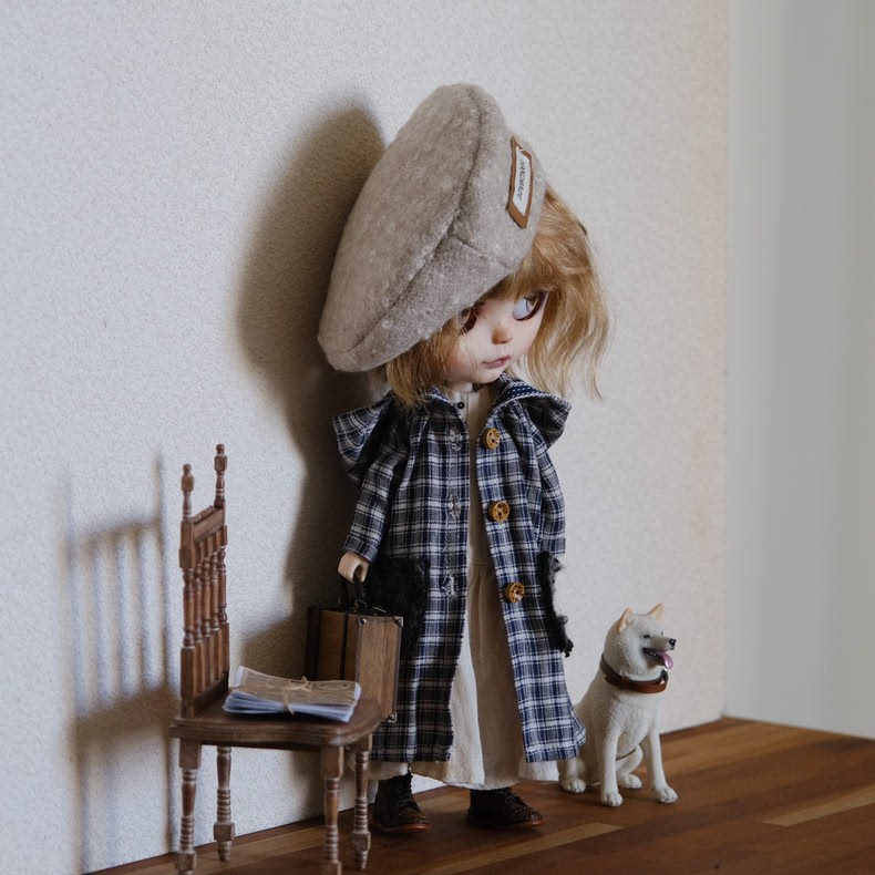 Vintage Plaid BLYTHE Doll Outfit: Navy Beret & Dress Set - Premium Quality Collector's Ensemble - Image 3