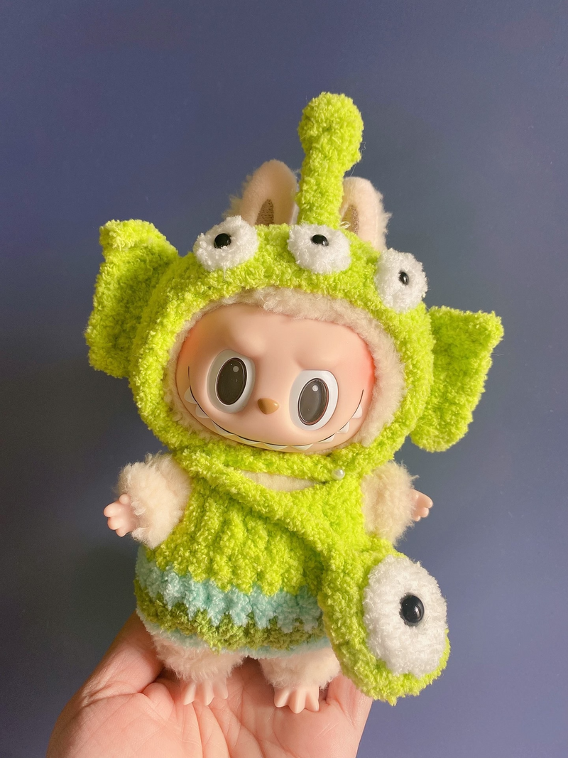 Whimsical Labubu Doll Outfit – Vibrant Green & White Customizable Plush Set for POP MART Fans - Image 1
