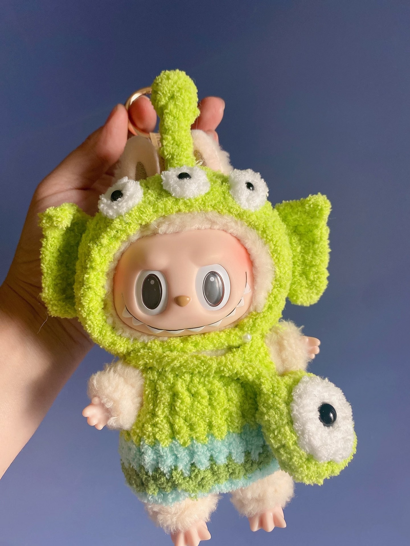Whimsical Labubu Doll Outfit – Vibrant Green & White Customizable Plush Set for POP MART Fans - Image 5