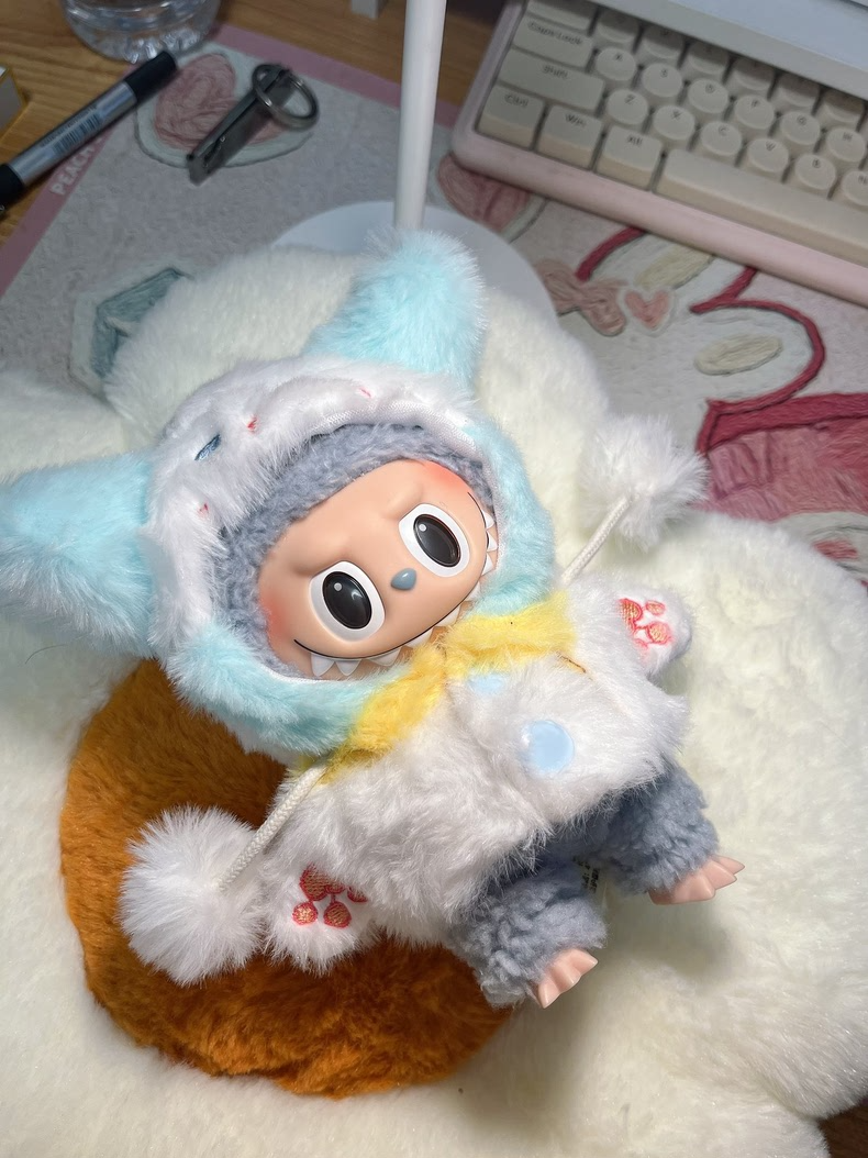 Festive LABUBU Doll Christmas Outfit – Cozy Cat Hat & Plush Attire for Holiday Joy - Image 3