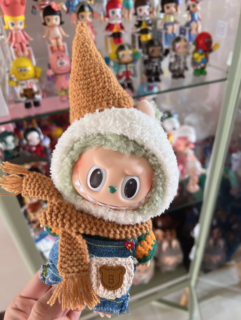 Whimsical LABUBU Outfit: Cozy Knit Hat, Vibrant Scarf, Denim Overalls & Adorable Bear Bag - Image 2