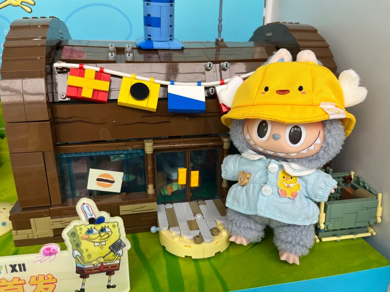 Charming Spring LABUBU Outfit: Vibrant Pastel Blues & Yellows for Playful Adventures - Image 1