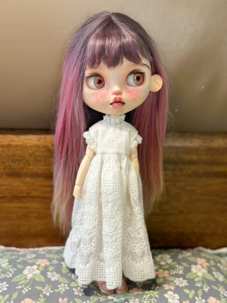 Exquisite Lace Blythe Doll Dresses – Elegant Floral Outfits for ob24 Dolls - Image 9