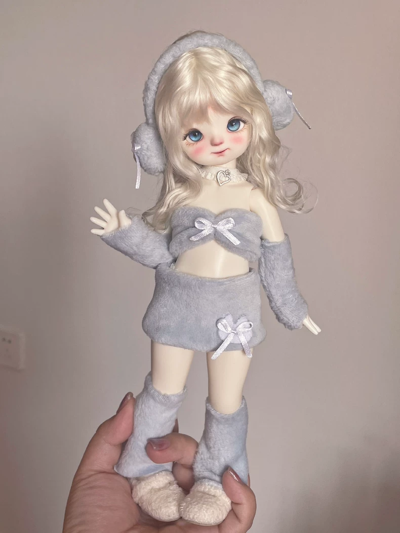 Lavender Elegance BJD 1/6 Outfit: Plush Fleece & Lace, Seasonal Versatility, Premium Craftsmanship - Image 7