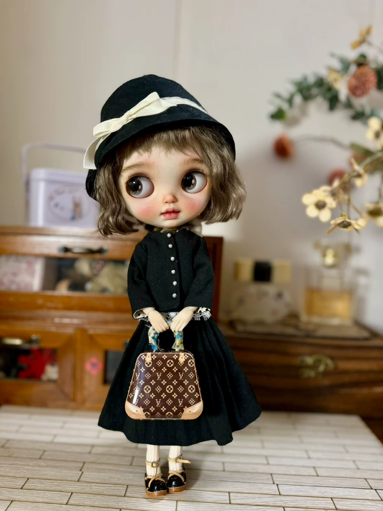 Vintage BLYTHE Doll Outfit – Elegant Black & White Ensemble with Lace & Denim - Image 2