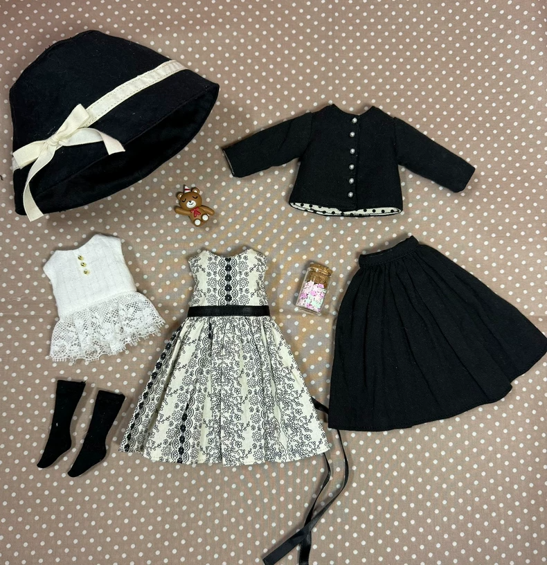 Vintage BLYTHE Doll Outfit – Elegant Black & White Ensemble with Lace & Denim - Image 6