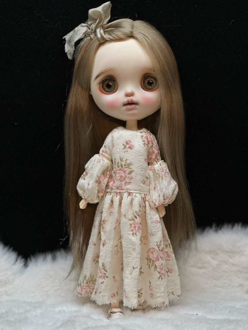 Exquisite Blythe Doll Dress: Floral Elegance for ob24 – Handcrafted Cotton & Silk - Image 5