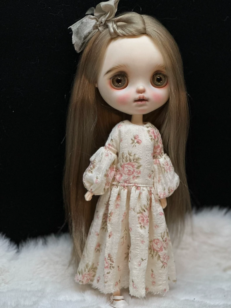 Exquisite Blythe Doll Dress: Floral Elegance for ob24 – Handcrafted Cotton & Silk - Image 6
