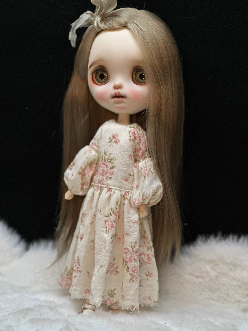 Exquisite Blythe Doll Dress: Floral Elegance for ob24 – Handcrafted Cotton & Silk - Image 7